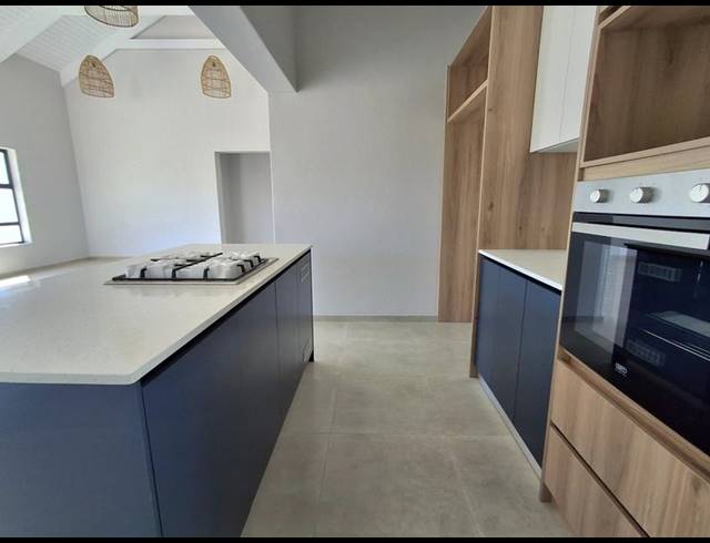 3 BEDROOM HOUSE FOR SALE IN BRITANNIA BAY